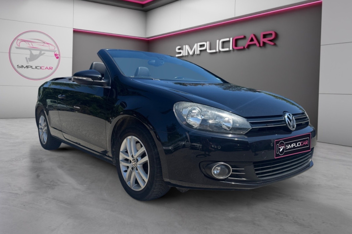 VOLKSWAGEN GOLF CABRIOLET