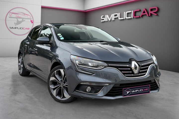 RENAULT MEGANE IV BERLINE