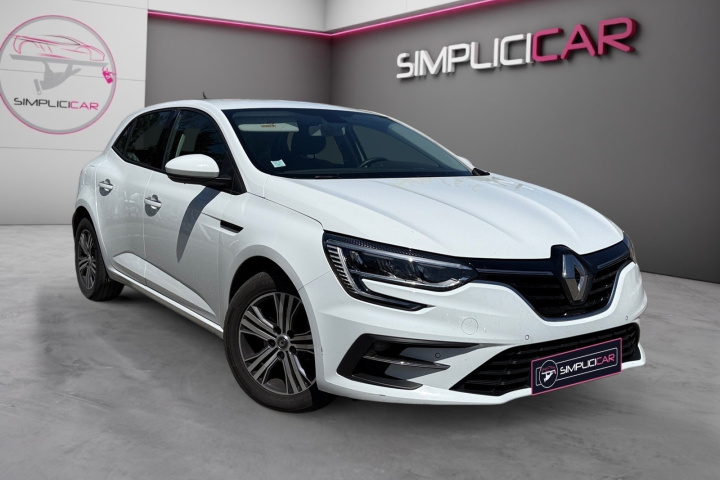 RENAULT MEGANE IV BERLINE