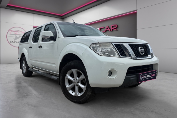 NISSAN NAVARA