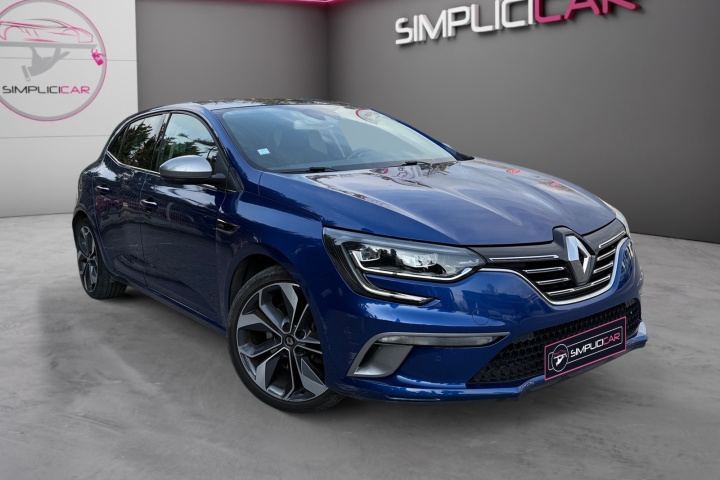 RENAULT MEGANE IV BERLINE